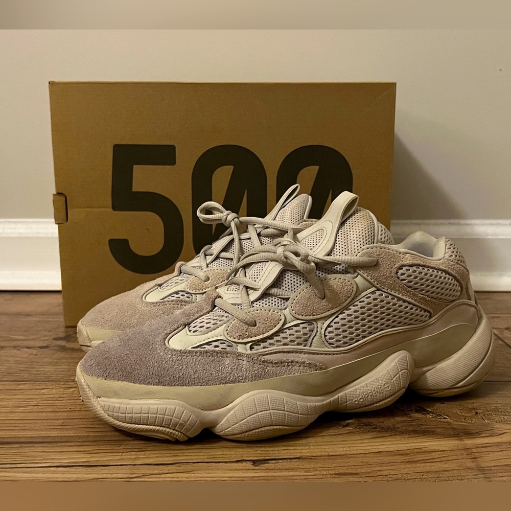 Yeezy 500 blush “Desert Rat”